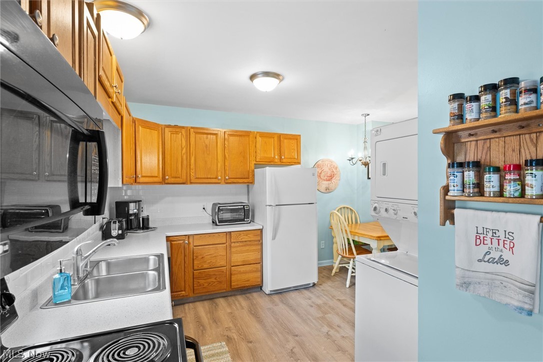 515 W 2nd Street Port Clinton OH 43452