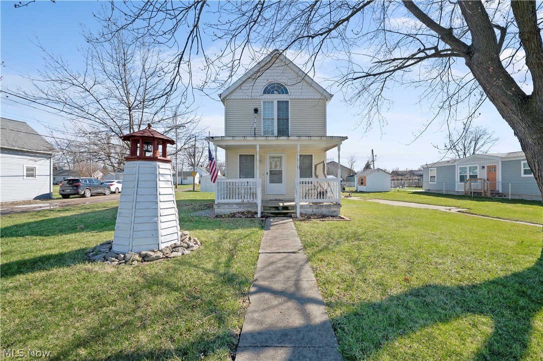 515 W 2nd Street Port Clinton OH 43452