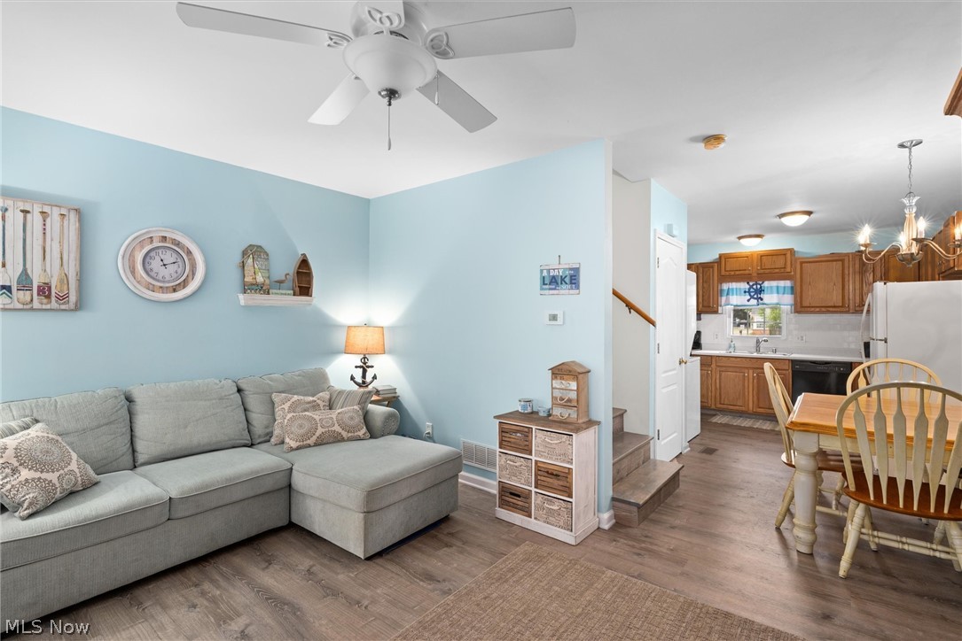 515 W 2nd Street Port Clinton OH 43452