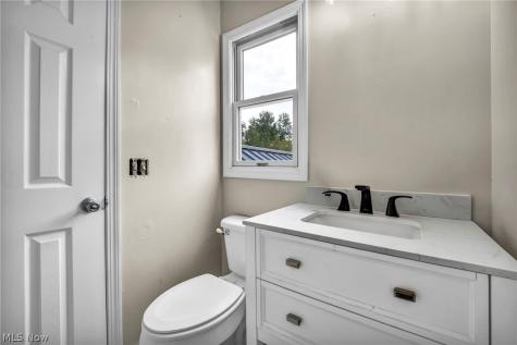 9625 Fox Lake Road Orrville OH 44667
