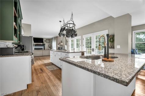 9625 Fox Lake Road Orrville OH 44667