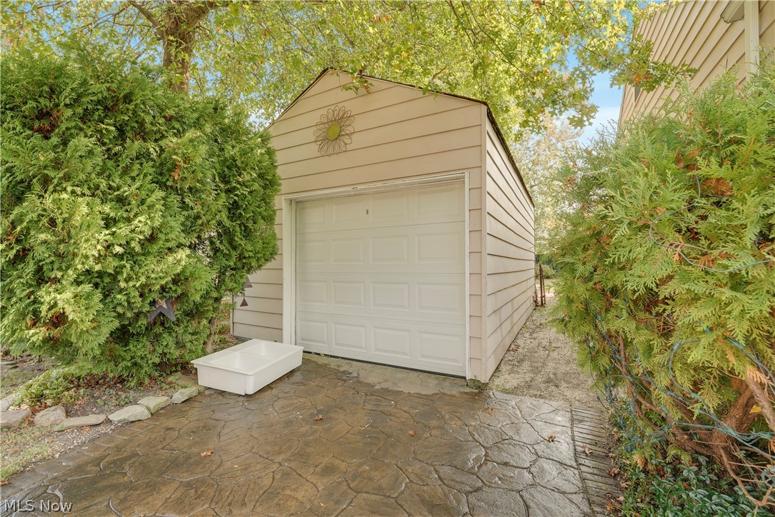 845 Tioga Trail Willoughby OH 44094