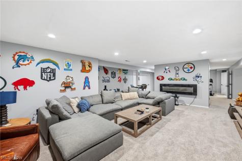 2979 Forest Lake Drive Westlake OH 44145