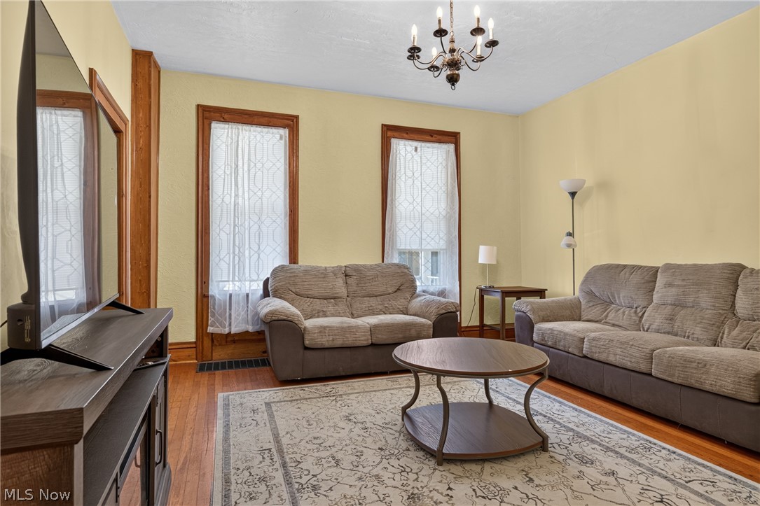 614 Main Street Wellsville OH 43968