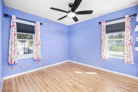 1293 Tioga Avenue Akron OH 44305