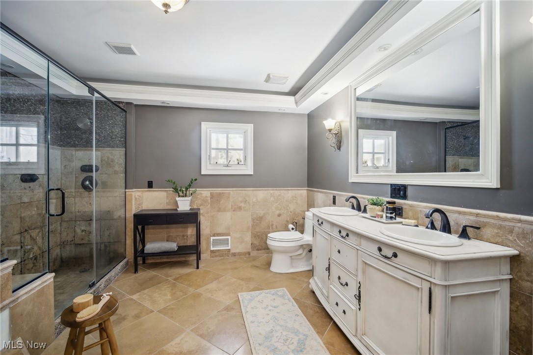 31815 Lake Road Avon Lake OH 44012