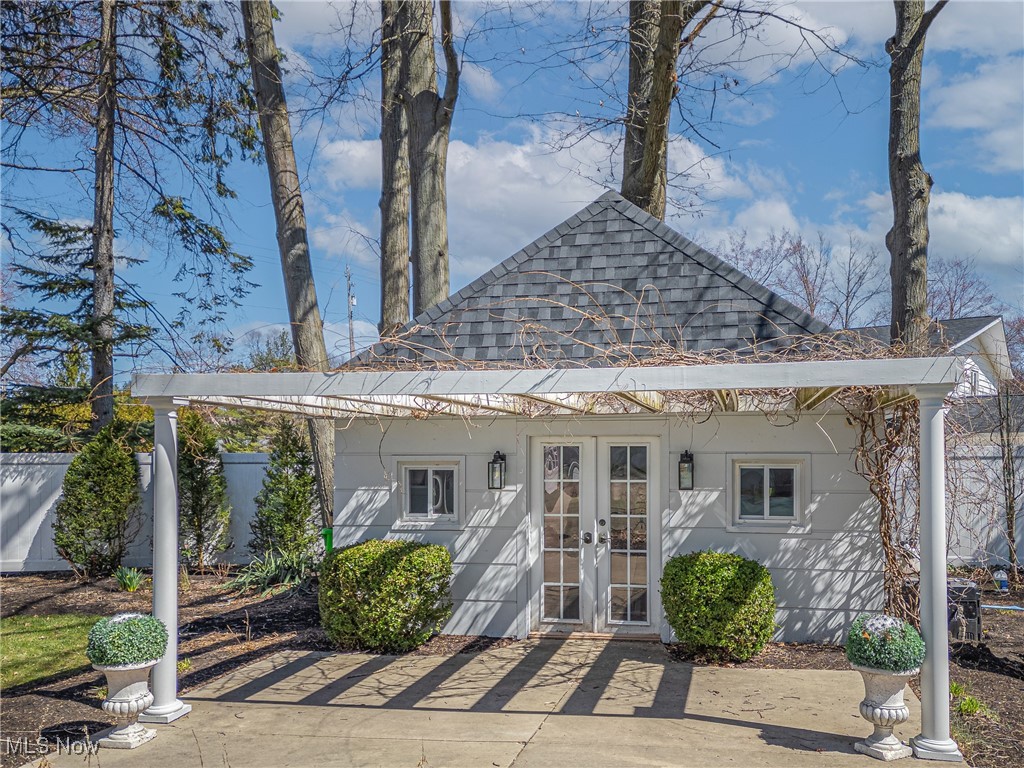 31815 Lake Road Avon Lake OH 44012