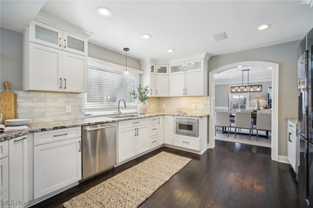 31815 Lake Road Avon Lake OH 44012