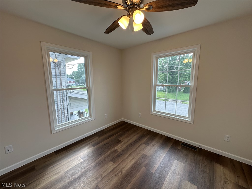 165 Sexton Street Struthers OH 44471