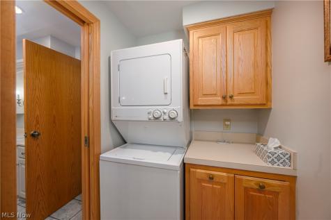 821 Harmon Street SW North Canton OH 44720