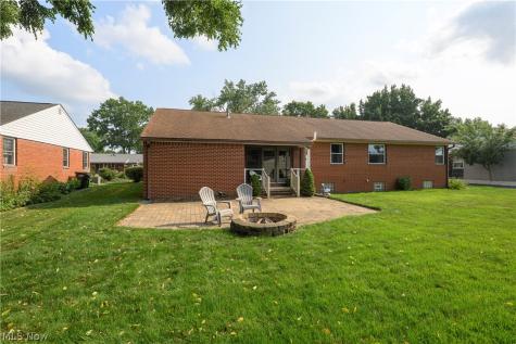 821 Harmon Street SW North Canton OH 44720