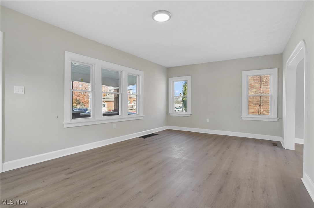 508 E Tallmadge Avenue Akron OH 44310