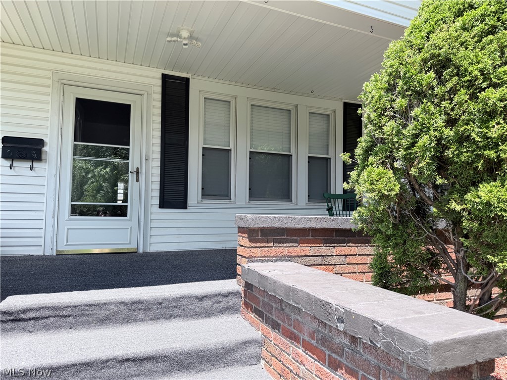 234 Mulberry Street Coshocton OH 43812