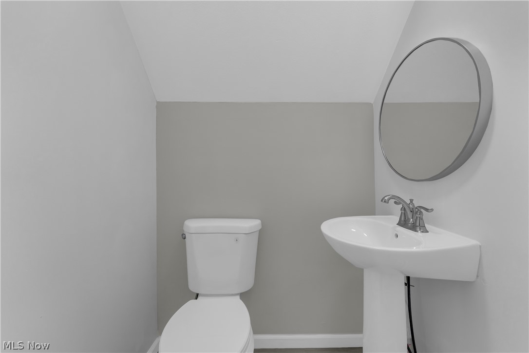 3571 W 67th Street Cleveland OH 44102