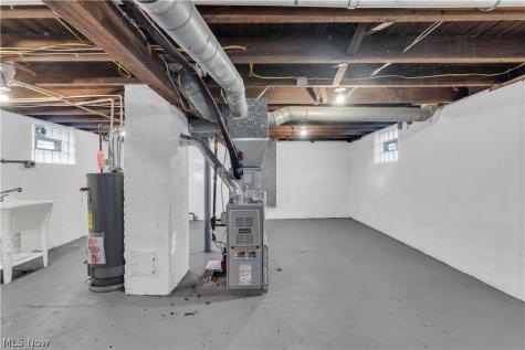 3571 W 67th Street Cleveland OH 44102