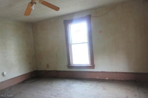 176 E Maryland Avenue Sebring OH 44672