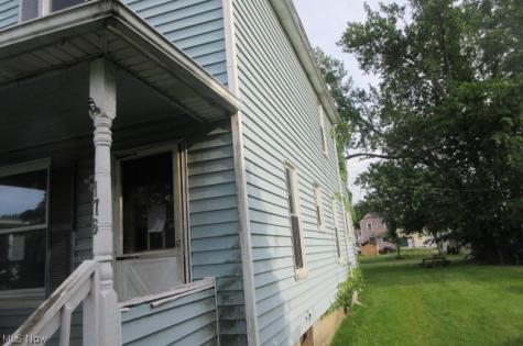 176 E Maryland Avenue Sebring OH 44672