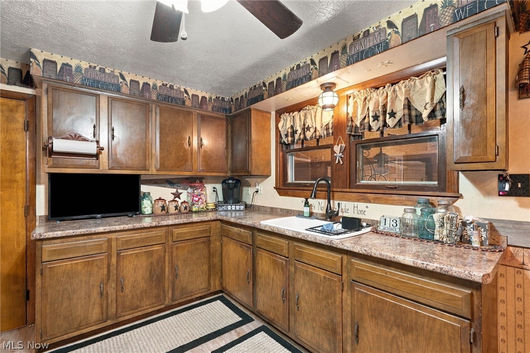 286 S Saint Clair Street Painesville OH 44077
