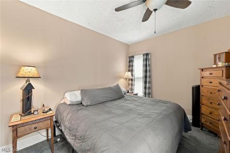 286 S Saint Clair Street Painesville OH 44077
