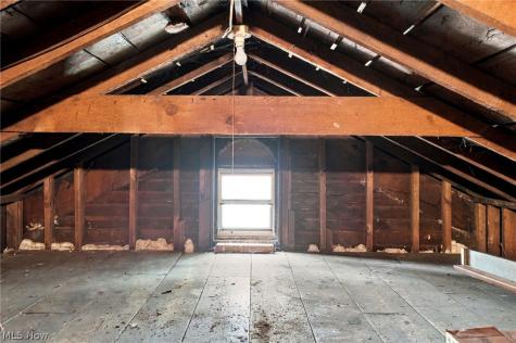 286 S Saint Clair Street Painesville OH 44077