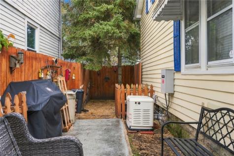 286 S Saint Clair Street Painesville OH 44077