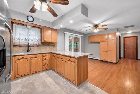 14582 Prospect Road Strongsville OH 44149