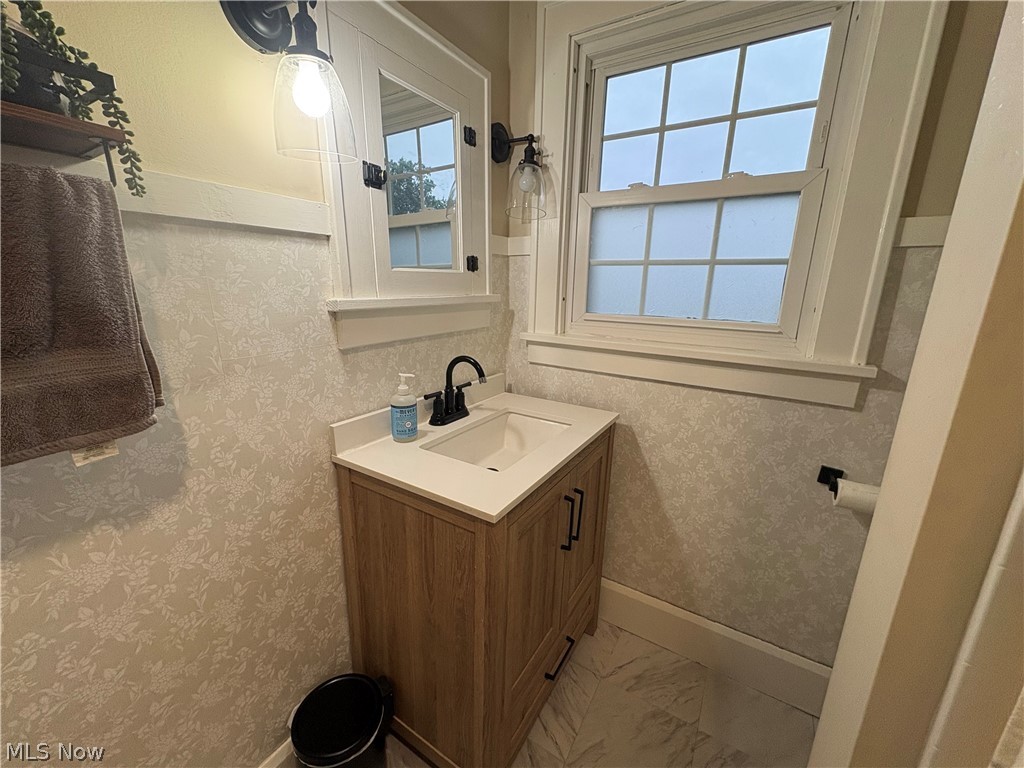 118 E Woodland Avenue Columbiana OH 44408