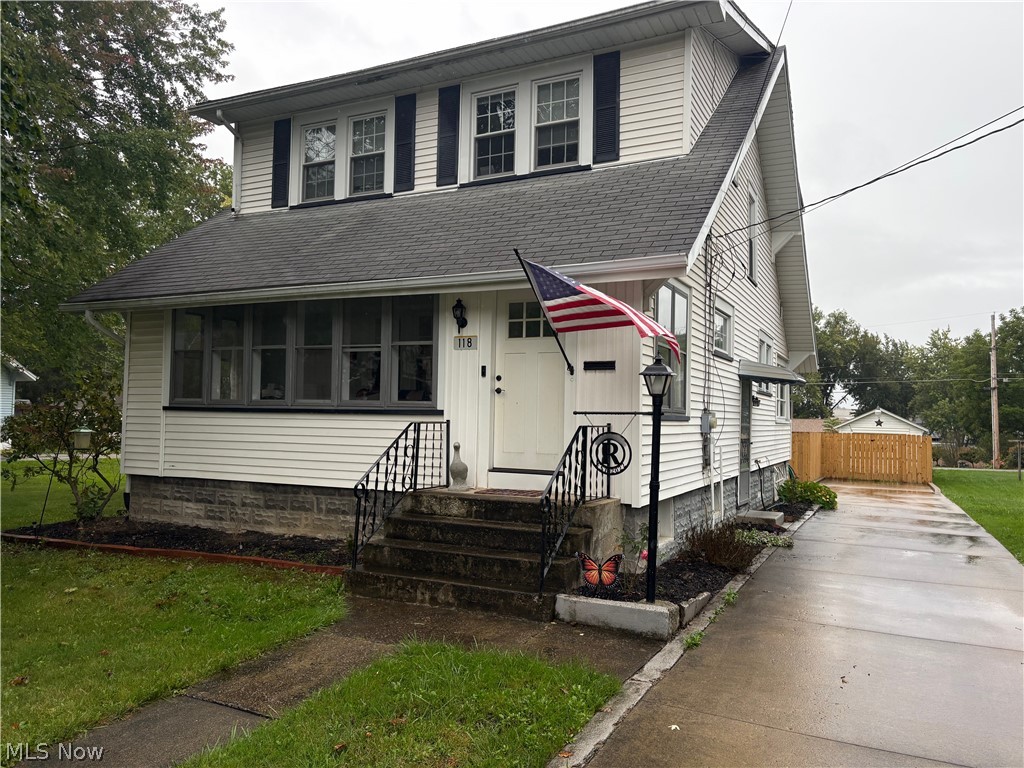 118 E Woodland Avenue Columbiana OH 44408