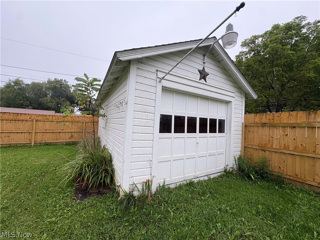 118 E Woodland Avenue Columbiana OH 44408
