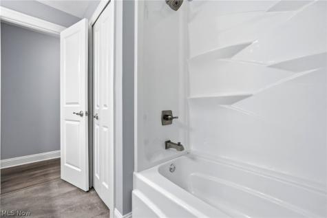 7060 Andover Drive Mentor OH 44060