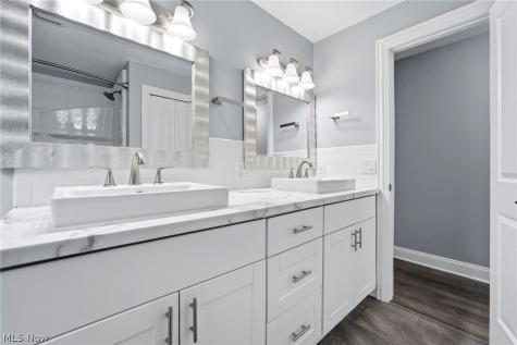 7060 Andover Drive Mentor OH 44060