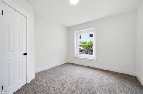 9203 Columbia Avenue Cleveland OH 44108