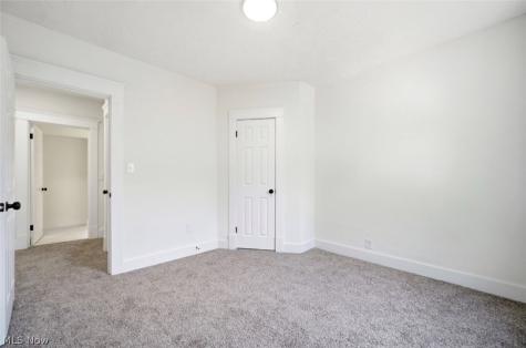 9203 Columbia Avenue Cleveland OH 44108