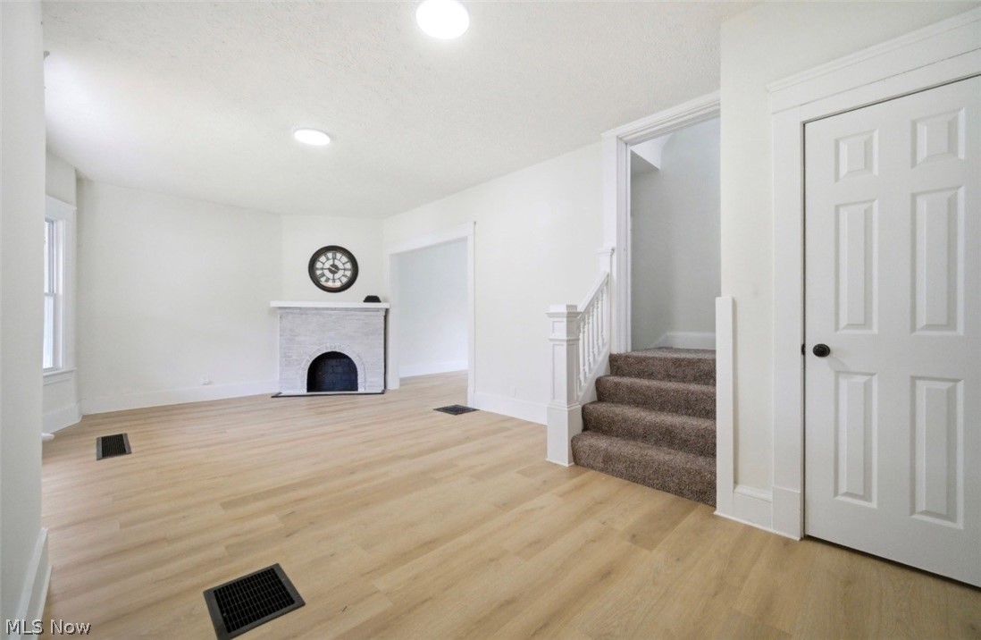 9203 Columbia Avenue Cleveland OH 44108