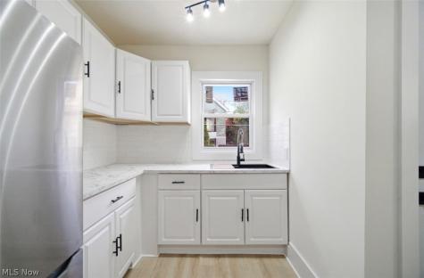 9203 Columbia Avenue Cleveland OH 44108