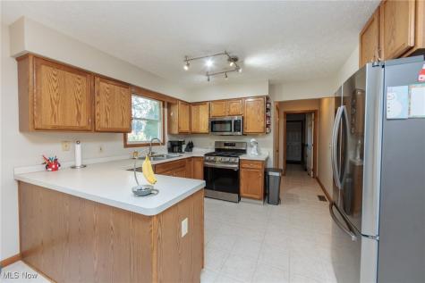 32140 Augusta Drive Avon Lake OH 44012