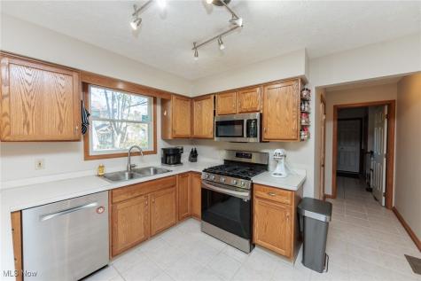 32140 Augusta Drive Avon Lake OH 44012