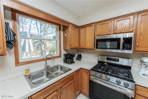 32140 Augusta Drive Avon Lake OH 44012