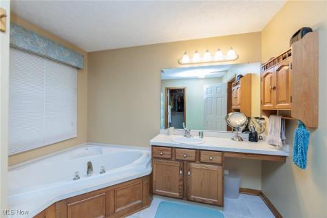 32140 Augusta Drive Avon Lake OH 44012