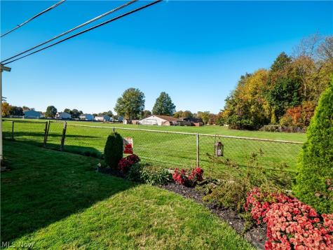 6402 Sandhurst Drive Brook Park OH 44142