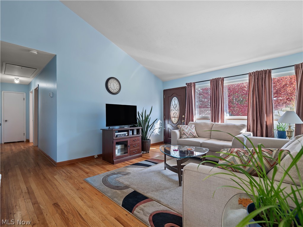 6402 Sandhurst Drive Brook Park OH 44142