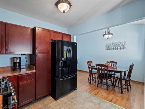 6402 Sandhurst Drive Brook Park OH 44142