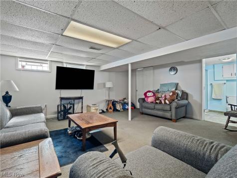 6402 Sandhurst Drive Brook Park OH 44142