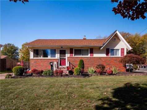 6402 Sandhurst Drive Brook Park OH 44142