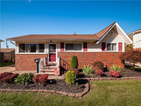6402 Sandhurst Drive Brook Park OH 44142