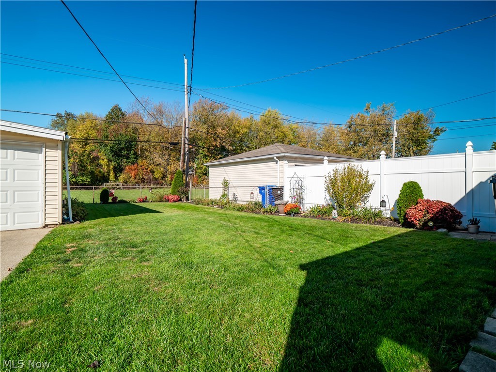 6402 Sandhurst Drive Brook Park OH 44142