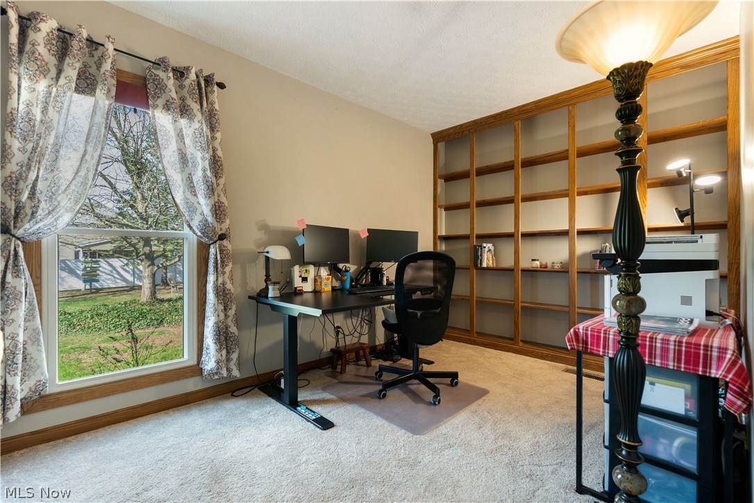 2903 Aylesbury Street NW North Canton OH 44720