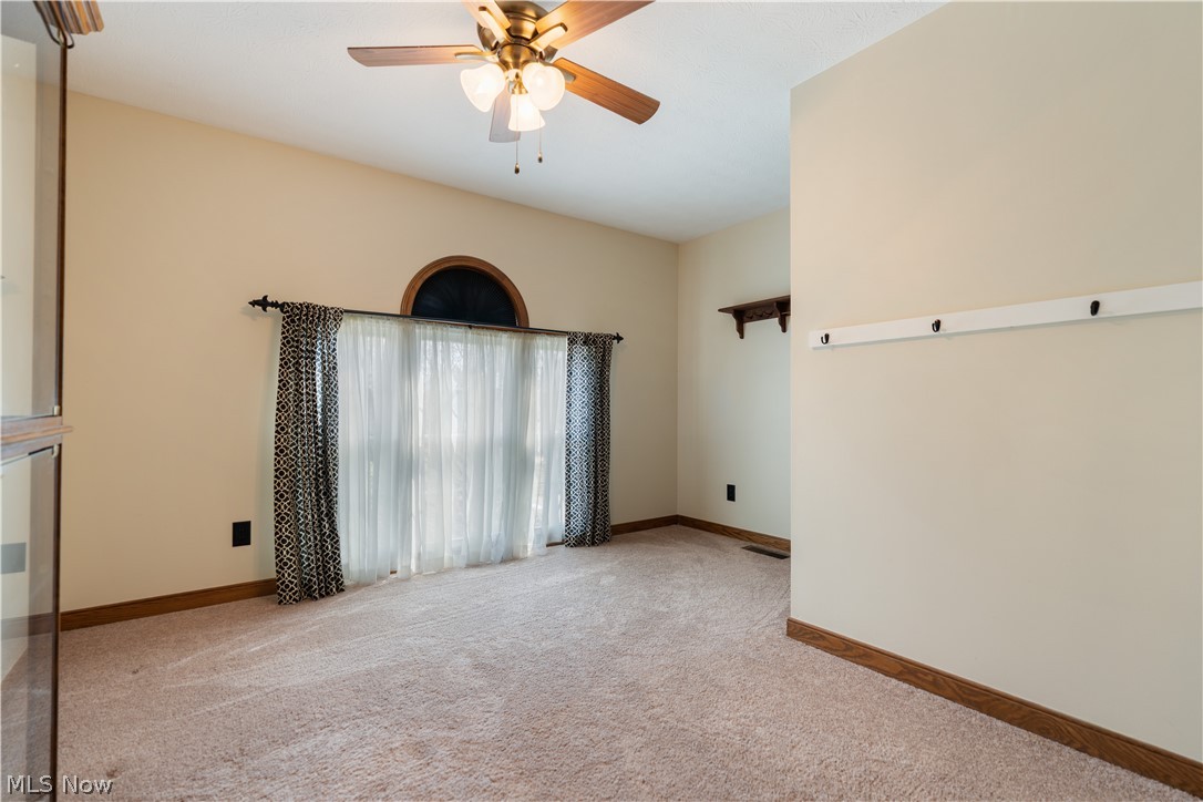 2903 Aylesbury Street NW North Canton OH 44720
