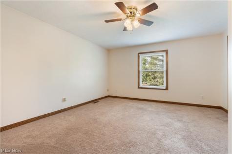 2903 Aylesbury Street NW North Canton OH 44720