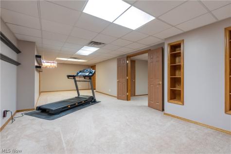 2903 Aylesbury Street NW North Canton OH 44720